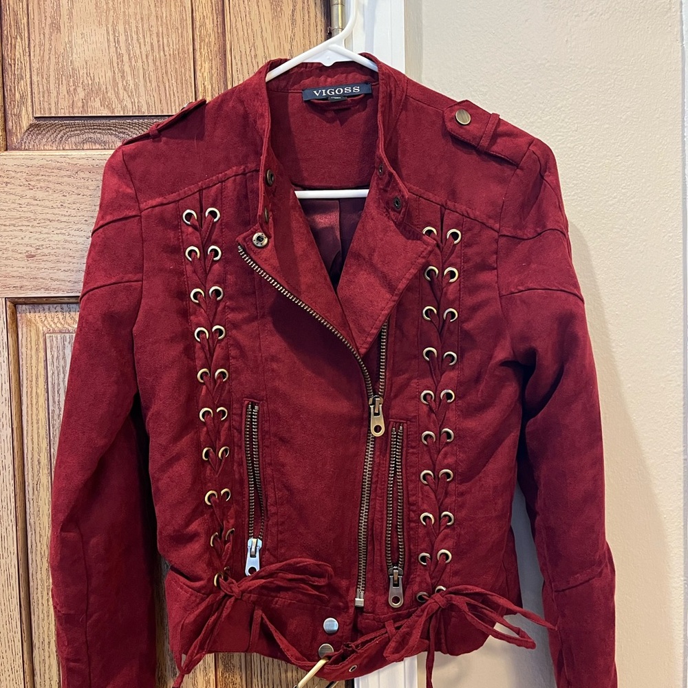 Vigoss Women's Burgundy Jacket
